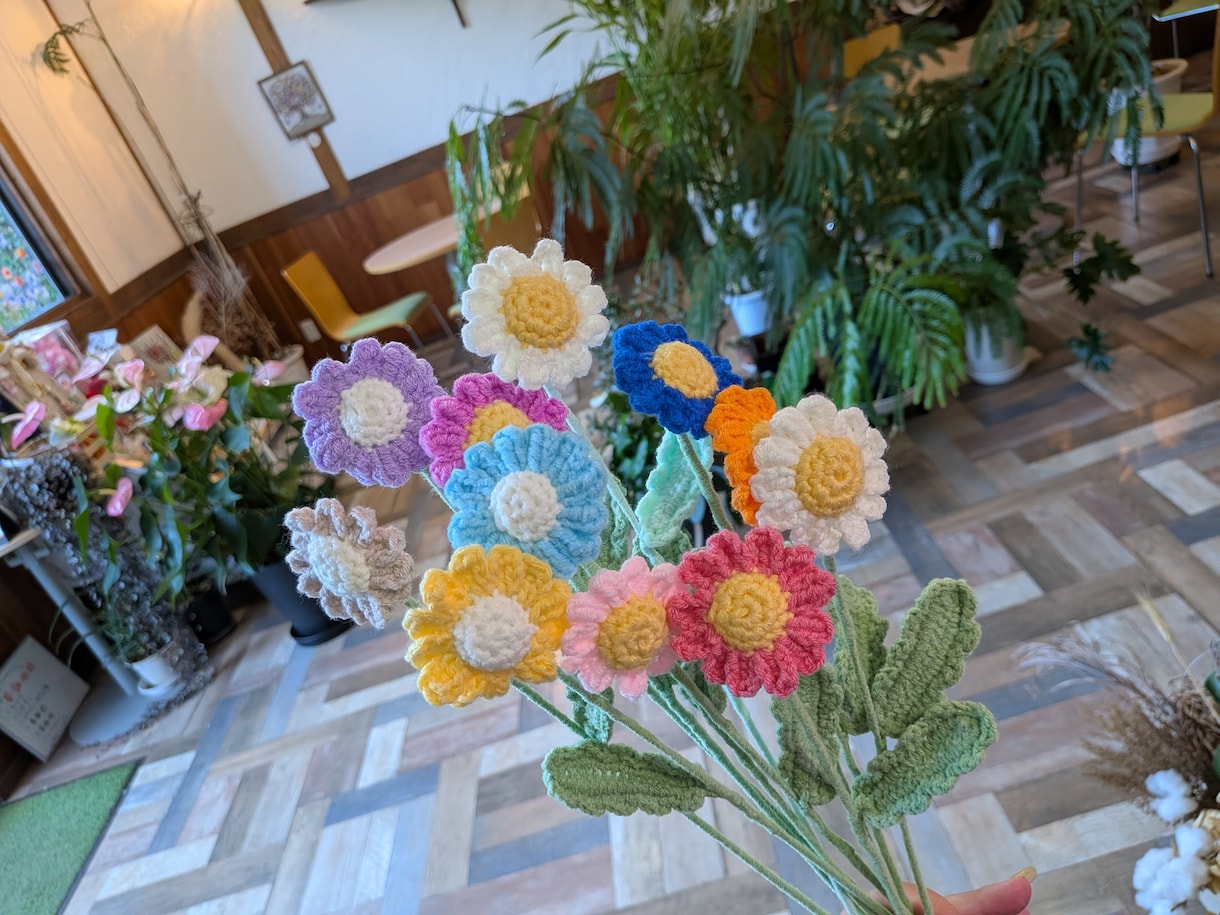 編み物でお花の制作します オンライン編み物教室〜お花モチーフを一緒に編みましょう〜 イメージ3