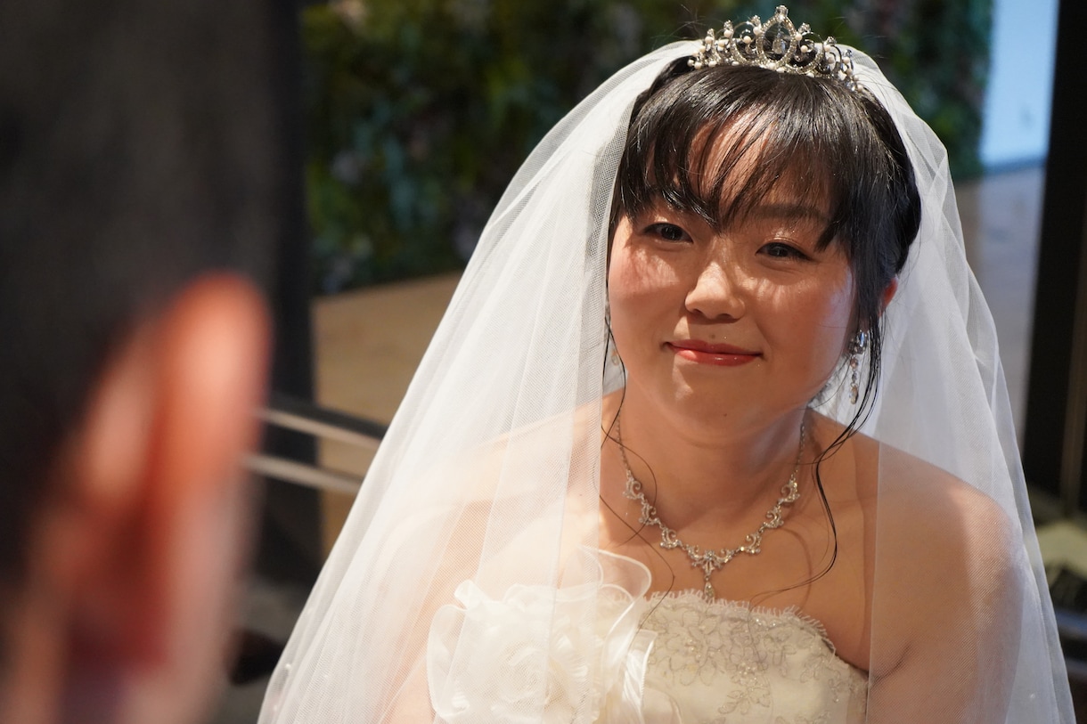 ドローン空撮対応！映画のような結婚式動画制作します 式場よりお得にプロ品質！ご納得いくまで修正対応いたします。 イメージ5
