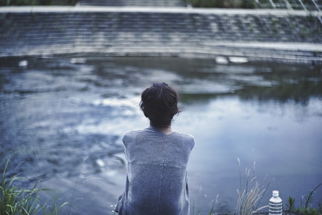 複雑な恋愛*彼が奥様に向ける気持ちを占います 秘密の恋*透視タロット*真実を知る覚悟は、ありますか？ イメージ1