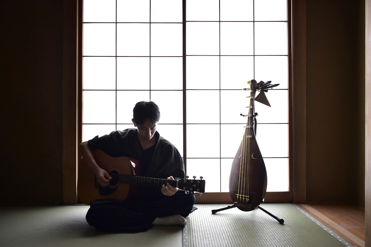 日本語の響きを大切にした歌詞づくりをします 音楽会社からの依頼もこなしている作詞家が全力で作詞します イメージ1