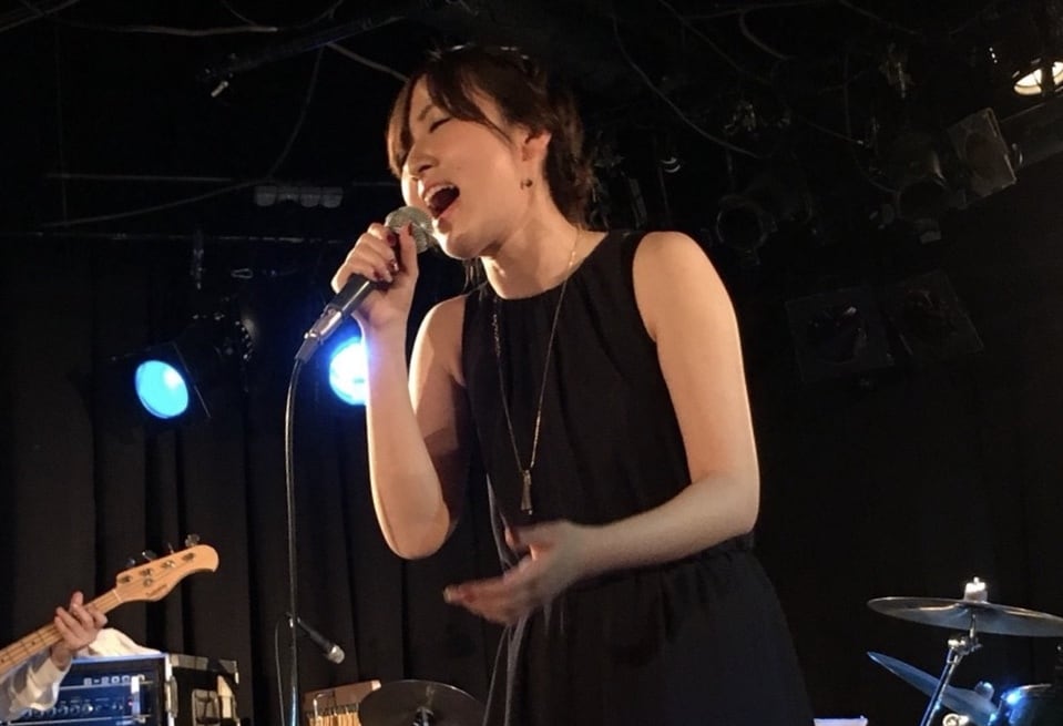 仮歌/早急に対応！/歌い方のご要望にもお応えします 仮歌経験多数有り！ピッチ自信あり♪ハモりもお任せください！ イメージ1