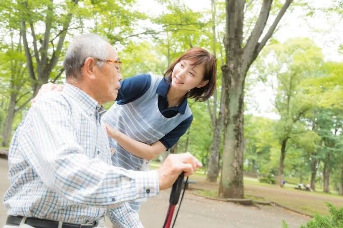 現役介護職専門キャリアパートナーがご相談のります ◎300人以上の介護士様の転職に携わってキャリアパートナー！ イメージ1