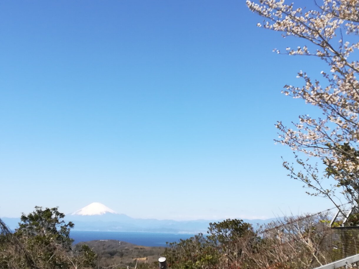 自己肯定感の悩みを、めっちゃ聴きますます 自分を責めてしまう、頑張っているのに足りない気がする時に。 イメージ1
