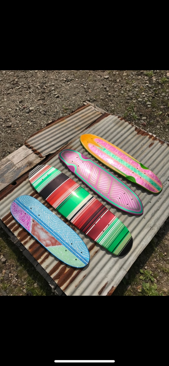 スケートボードをオリジナルペイントします 木材、スチール、陶器などにオリジナルペイントします。 イメージ1