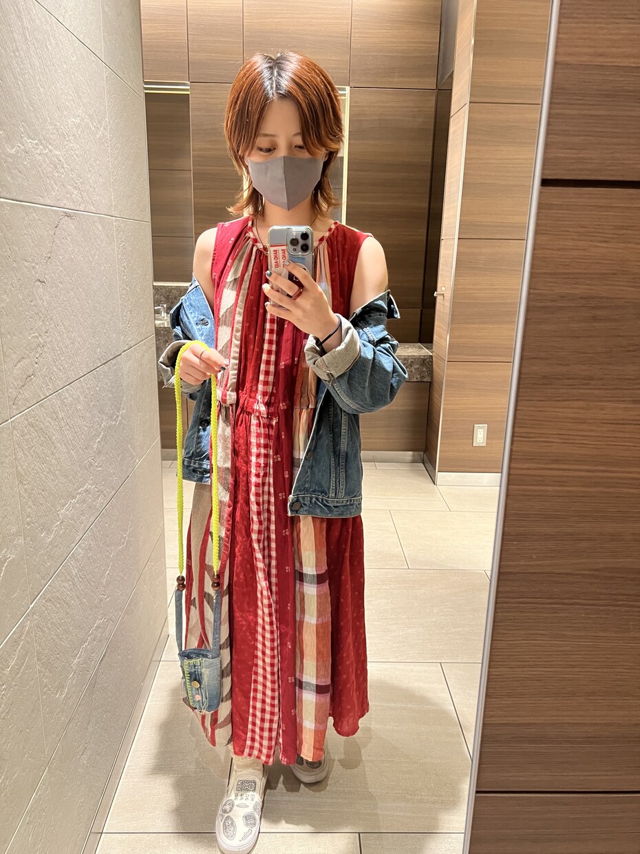 カジュアルかつ魅力的なスタイルを提案します 好きだけど似合わないと感じている服を魅力的にスタイリング！ イメージ3