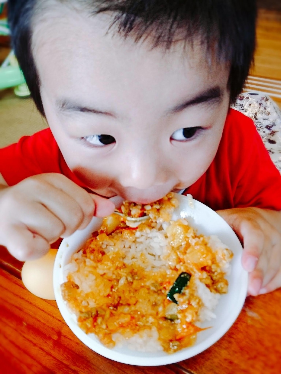 市販ルーなし!子どもが喜ぶ無添加カレーを作ります 市販ルーに頼らない。家族が笑顔になる無添加カレー イメージ3