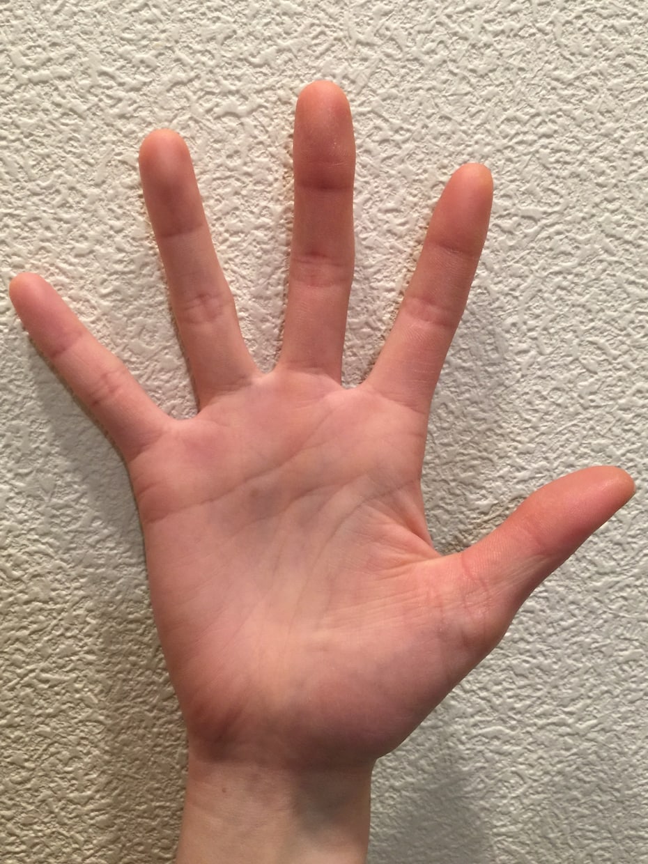 あなたのお悩みにそっと寄り添います あなたのお悩みを手相鑑定&オラクルカードでみます。 イメージ1