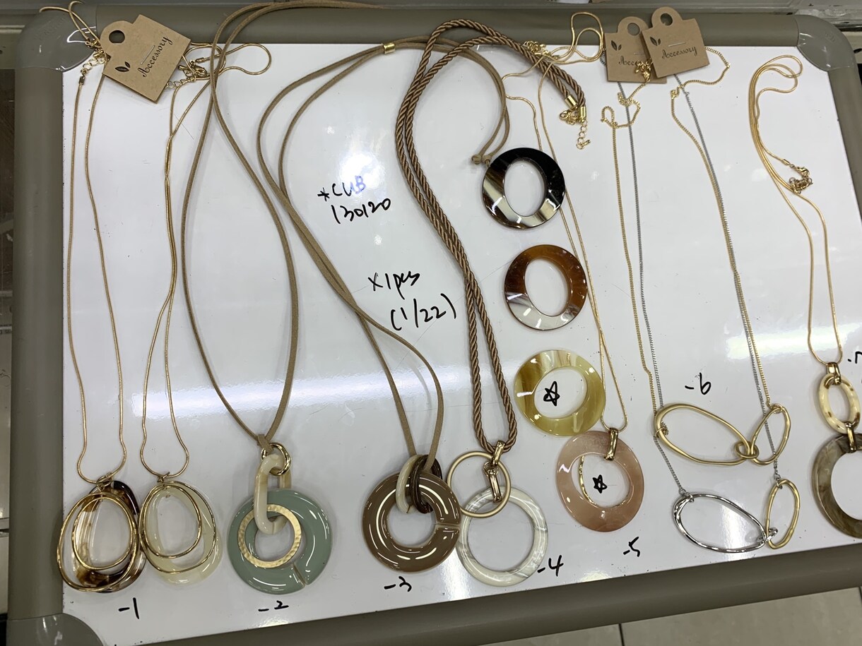 韓国アクセサリー仕入れお手伝いします オリジナルアクセサリーを作りたい方お手伝いします イメージ2