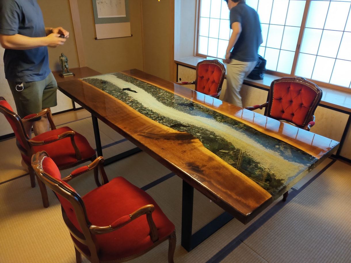 オリジナルのレジン家具を作成します オリジナルレジンテーブルを製作いたします イメージ8
