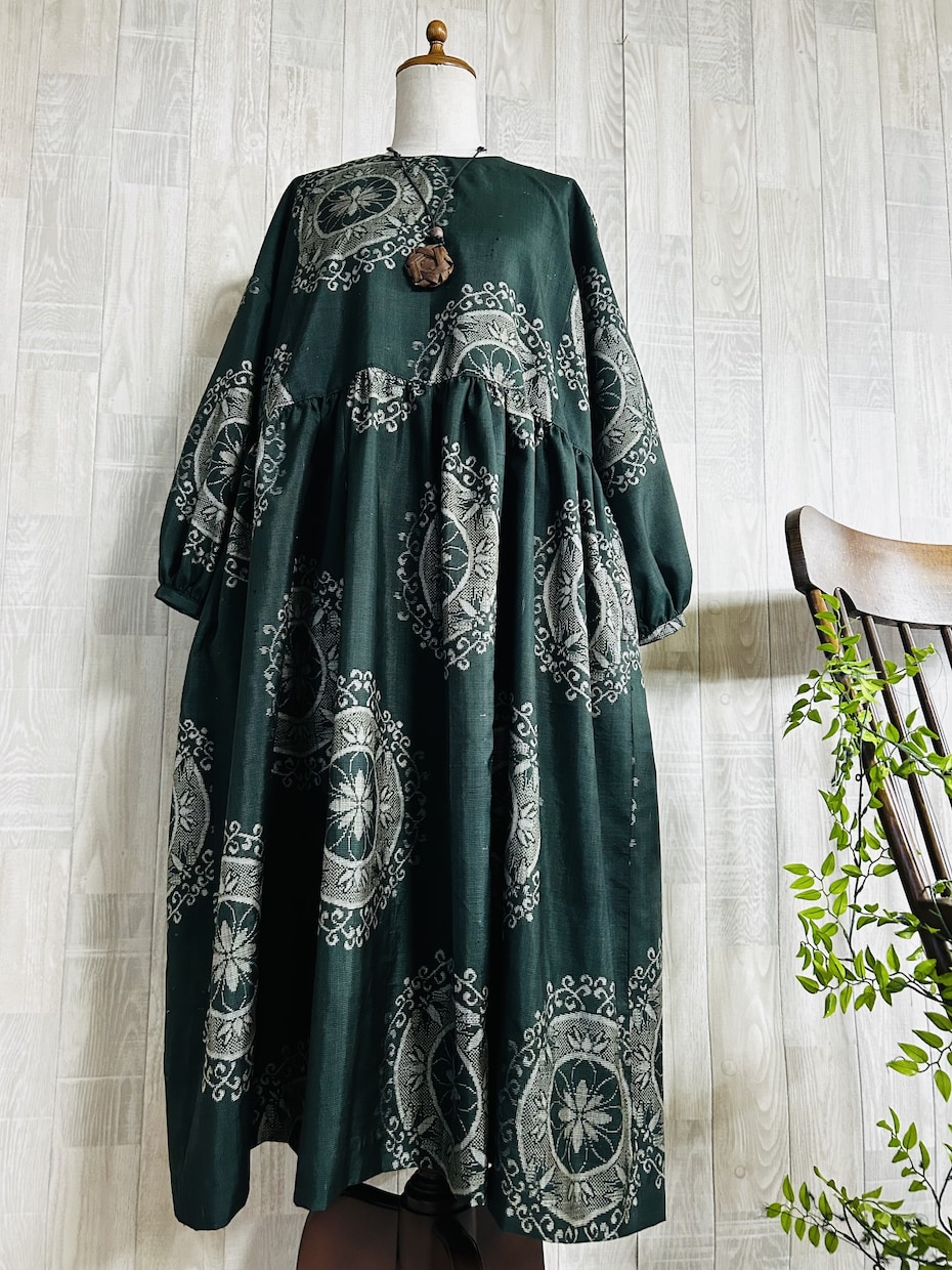 着物リメイクのオーダーいたします 大切なお着物を、新たな洋服へとリメイクしてお届けいたします イメージ4