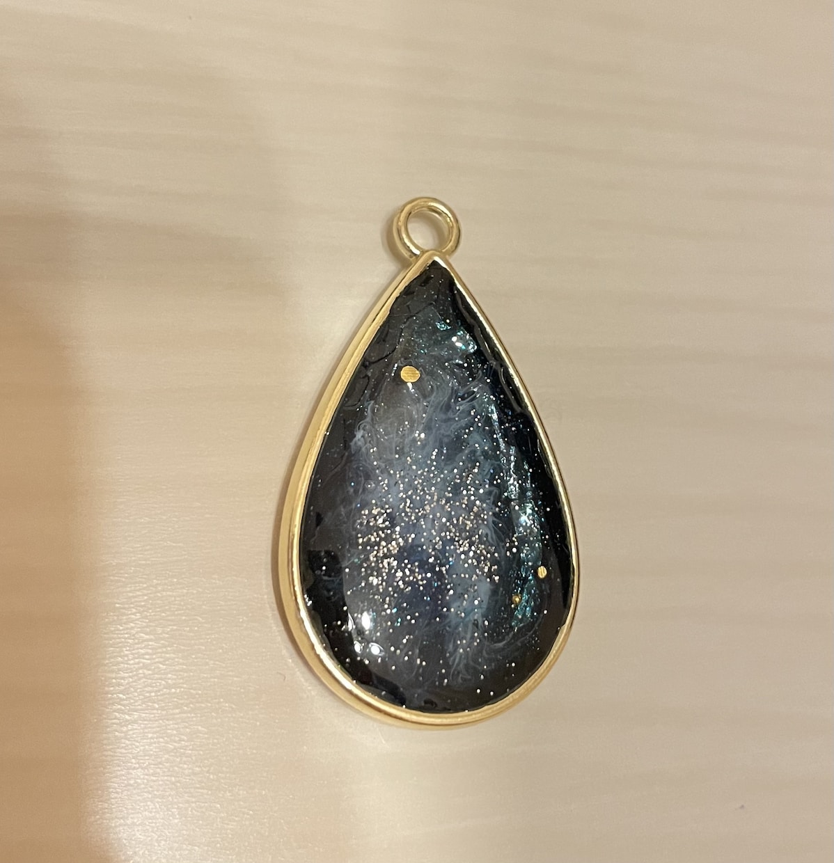 旅の思い出をアクセサリーに詰め込みます 海で拾った貝や砂、砂金や小さなお花などをアクセサリーに！ イメージ3