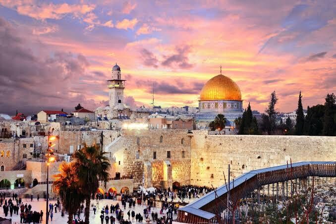イスラエル・ヨルダン２週間個人旅行について話します 個人で二週間旅行したときの話をします。 イメージ1