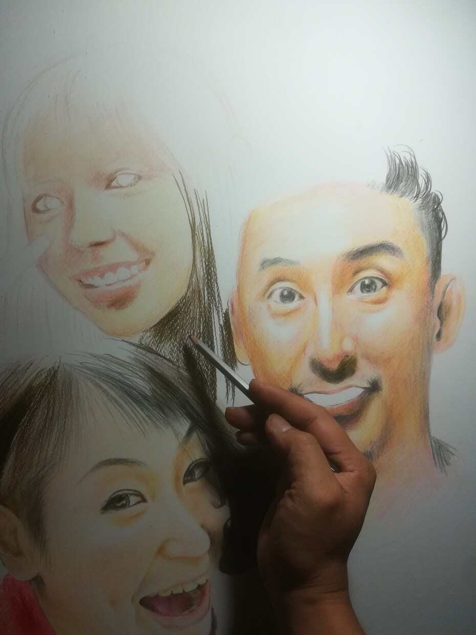 鉛筆・色鉛筆で似顔絵を描きます ご結婚のお祝いや、大切な方へのプレゼントに イメージ3
