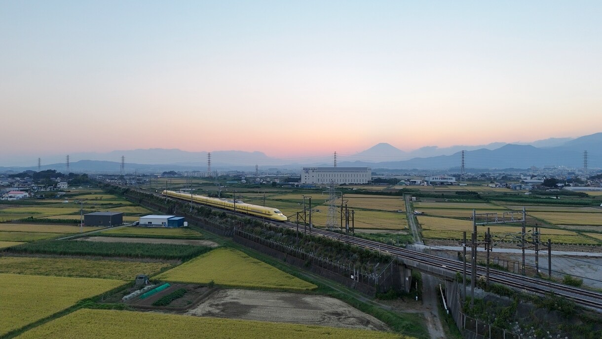 ドローンによる記念の空撮などを請け負います 国家資格を持ったドローンパイロットが最適な提案をします。 イメージ1