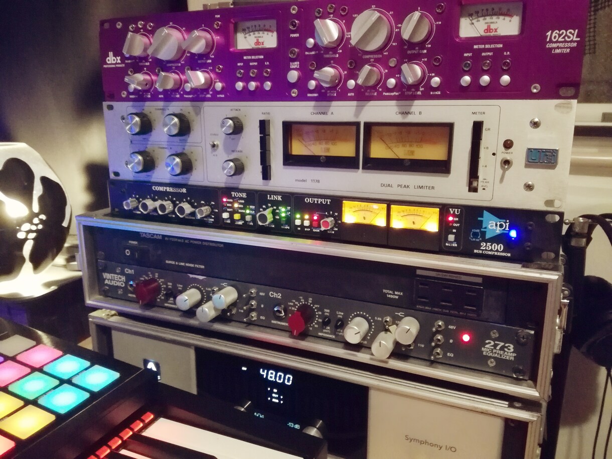 現プロが歌ってみたMIX マスタリング承ります ハイエンドアナログ機器を使用したハイクオリティーミックス イメージ3