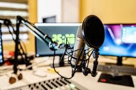 あなたのためだけの音声を録音します CM、ナレーション、朗読など、必要な声をあなたに。 イメージ2