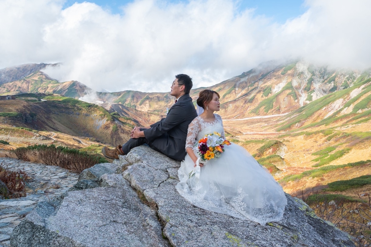 山でウェディングフォト撮ります 登山をしながら前撮り・後撮り・ロケーションフォト！ イメージ6