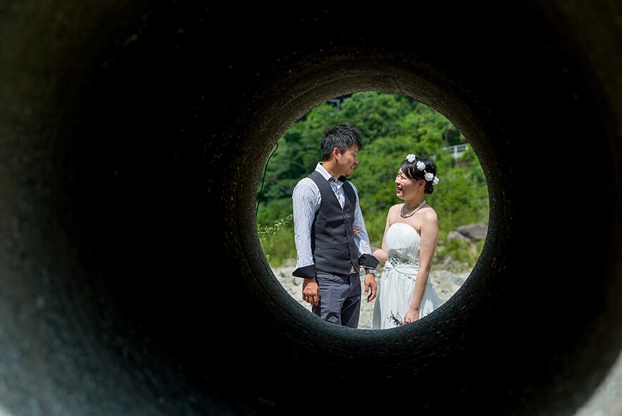 高知県内の旅行で記念写真撮ります 自撮りでは撮り切れないご一緒した人たちとの記念写真を撮ります イメージ3