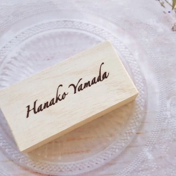 結婚式ꕤ木製ウッドブロックの席札を制作します 10個からオーダー可。木の素材感を活かしたシンプルな席札です イメージ3