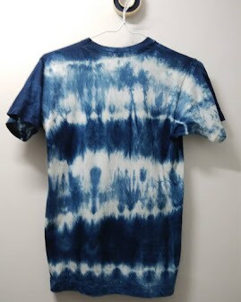 Ｔシャツ、スニーカーを藍染めカスタムします 藍染で新しい魅力と新しいスタイルを発見 イメージ4