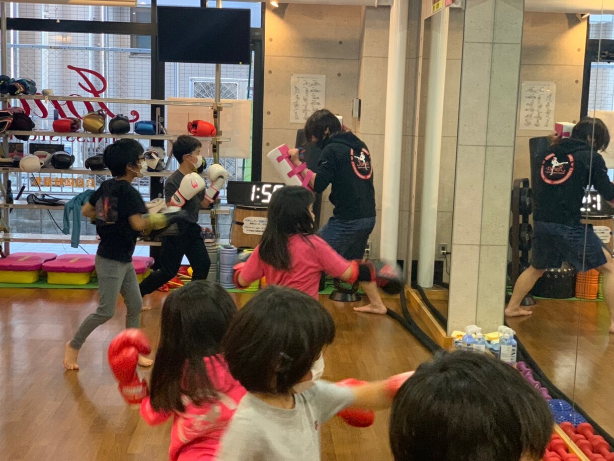 運動と食事からダイエットをサポートします 運動・栄養・身体ケアを総合サポート イメージ4