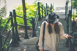腰痛もちの貴方に私の経験から一口アドバイスします 実体験をきいて癒されたい貴方に イメージ1