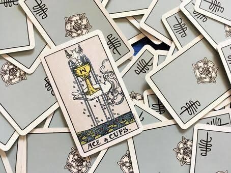 本格的に！霊感タロットでお悩みを聞きます より詳しく占って欲しい方はぜひ。 イメージ3