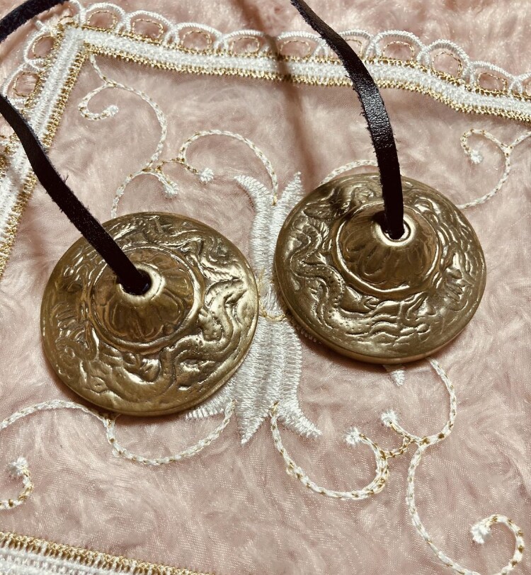 悩みへのアドバイスを霊感タロットで鑑定致します 今すぐ対応可能‼️10分鑑定ももちろんOK‼️ イメージ8