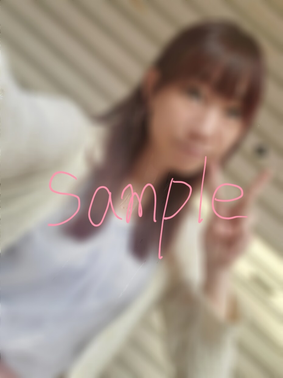 元アイドルの画像やチェキ販売します お名前やサイン、メッセージも書きます! イメージ4