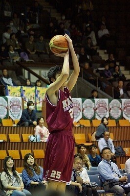 バスケについてあらゆる相談に乗ります 試合で得点を決めるためのシュート技術をコーチします！ イメージ1