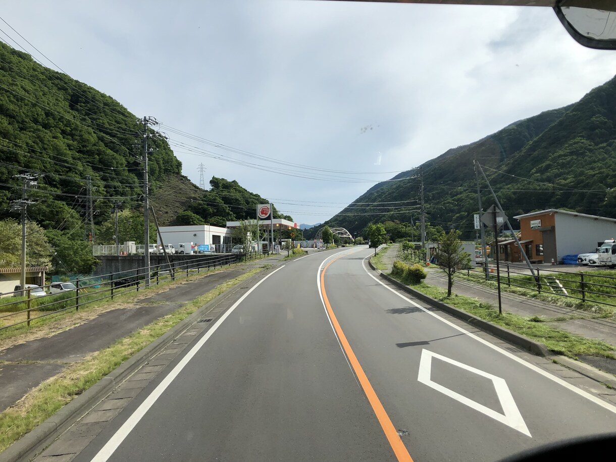 現役トラック運転手が相談に乗ります これからトラック運転手を目指す方や転職される方など… イメージ1