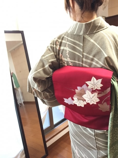 着物が着たい女性限定！着物が着れるようになります 着付け講師も一緒に着ます。ビデオチャットだからわかりやすい！ イメージ1