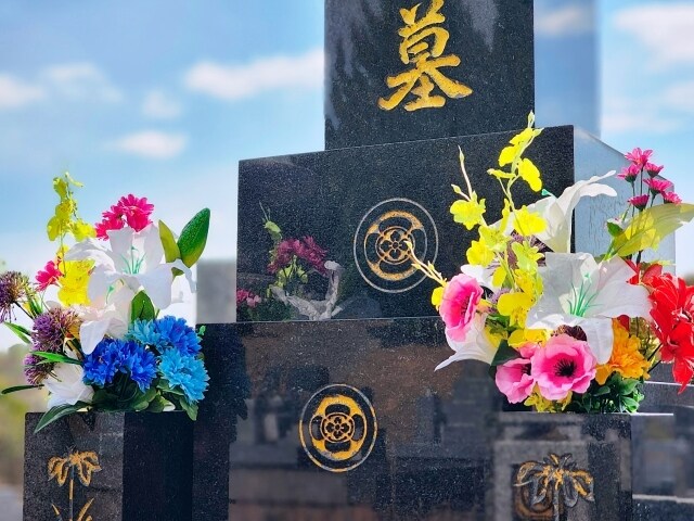 九州地方でお墓参りの代行を心を込めてさせて頂きます 素人の40代女の私が直接、丁寧に、心を込めて、お参りします イメージ2