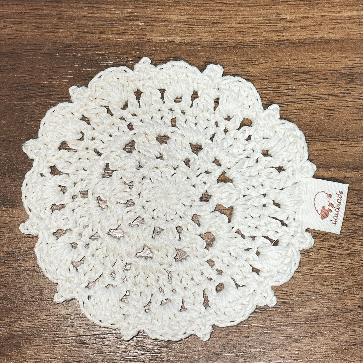 手編みのコースター3枚セットをお作りします ナチュラル可愛い暮らしのアクセントに イメージ1