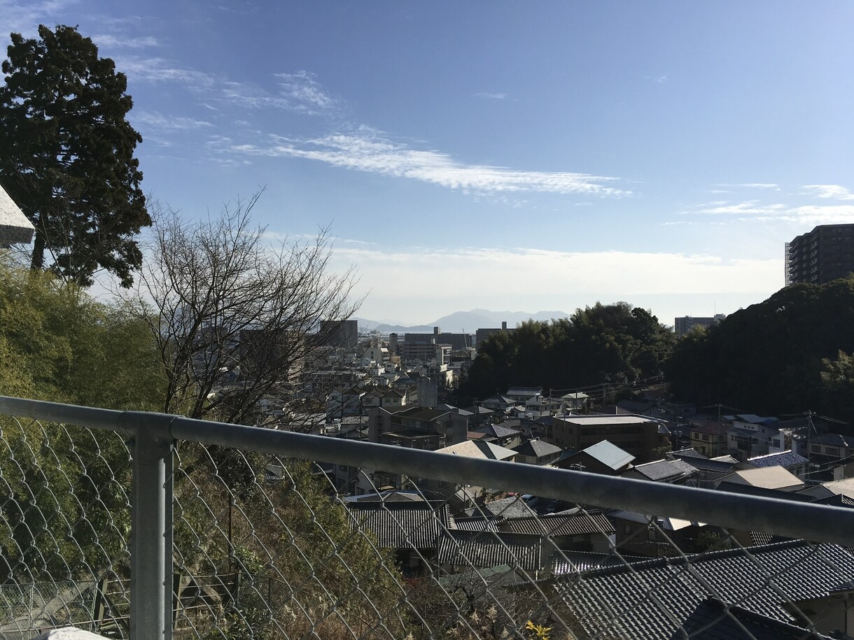 瞑想ヨガを誘導します 気持ちを落ち着かせる寝ながらヨガ イメージ1