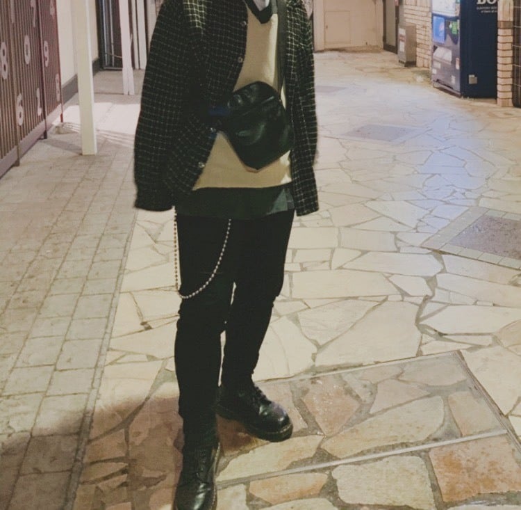 スタイリストを目指してる人が一緒にコーデを考えます 服装で人はかなり変わります！！自分を変えるチャンスです イメージ1