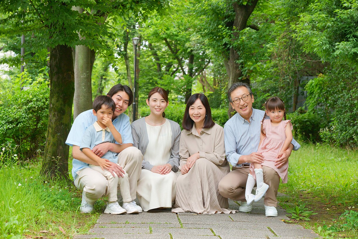人物の合成写真を承ります 違和感のない仕上がりをご提供！ イメージ2