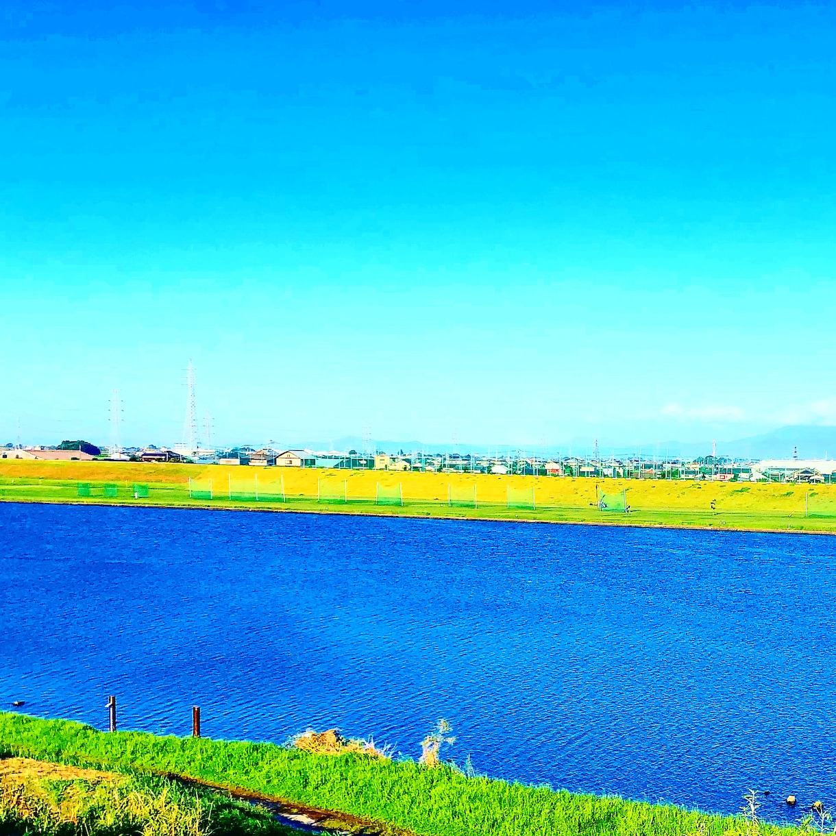 風景写真を中心に、写真を加工しポエムを作ります 風景写真を絵葉書風に加工したり、ポエムをつけたりします イメージ5