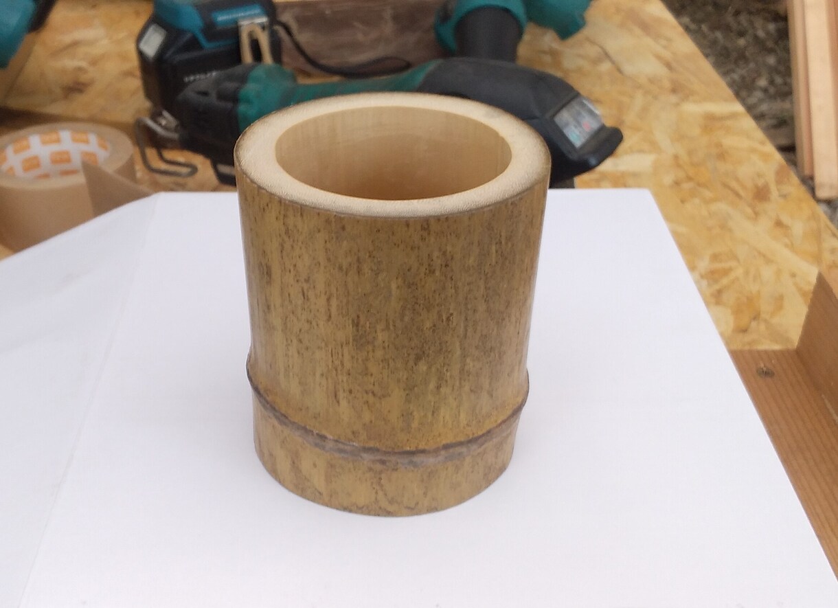 生の竹をカットしてお届けします 竹は、自生の北限とされる東北中部で採れたモウソウチクです。 イメージ4