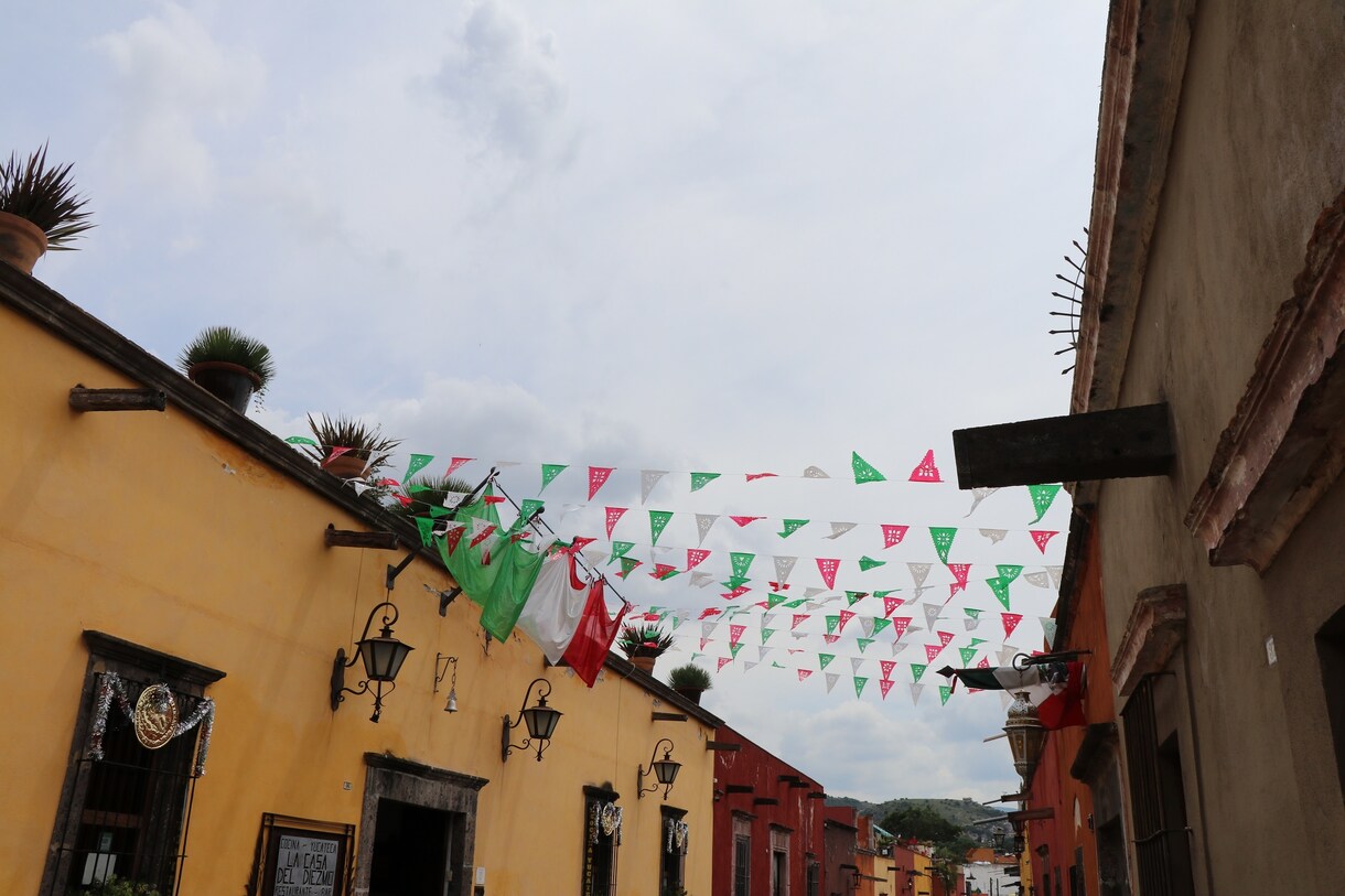 メキシコ・サンミゲルデアジェンデの写真売ります カラフルで陽気なかわいいラテンの町並み・風景あります♪ イメージ4