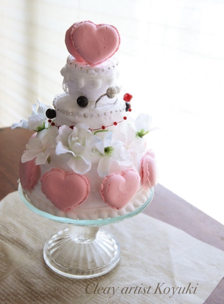 結婚式のお客様をかわいいケーキでお出迎えします ウェルカムスペースが華やかになるクレイアートケーキ！ イメージ1