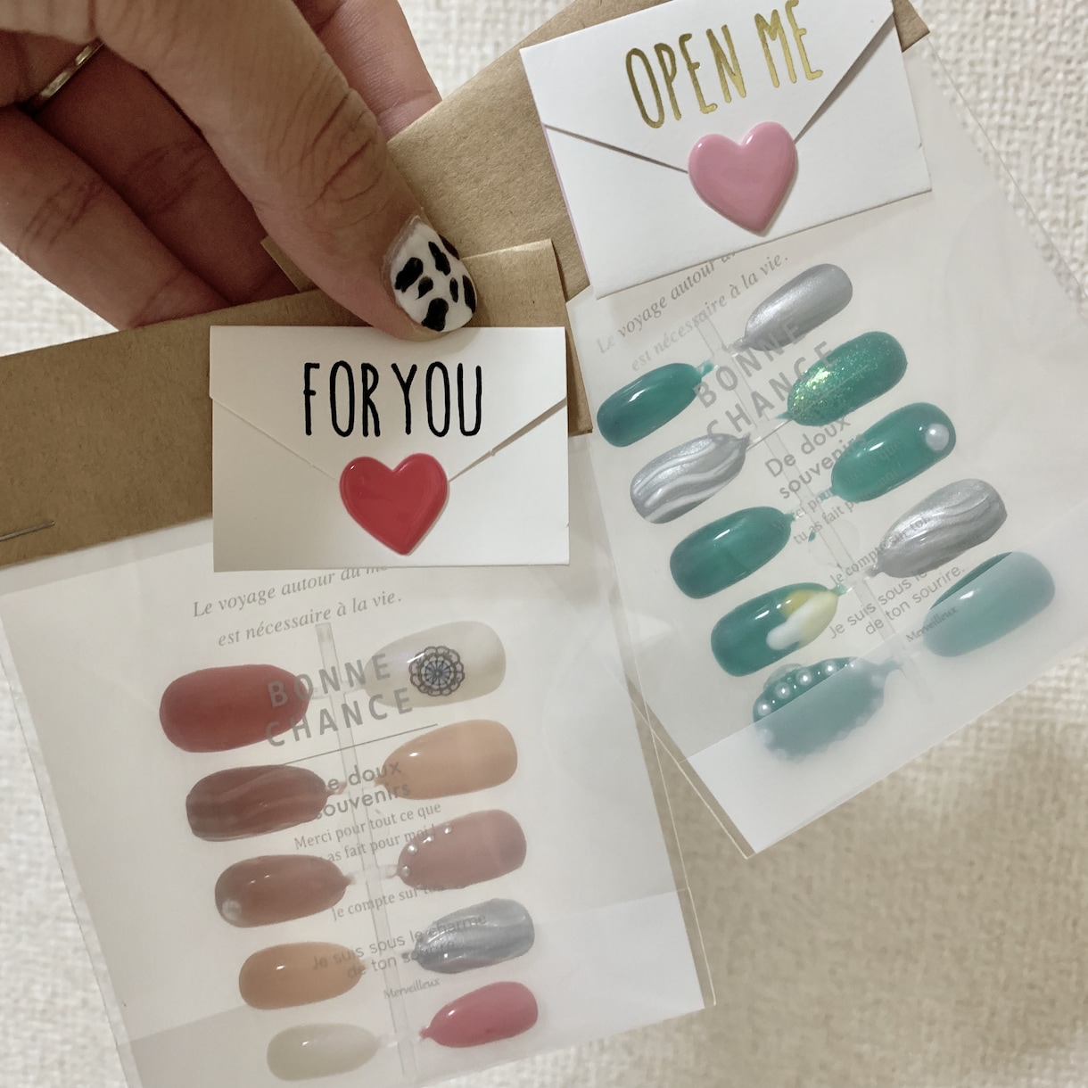 ジェルネイルチップをお作りします デートやお出かけ前にシールで貼るだけ簡単ジェルネイル♡ イメージ4