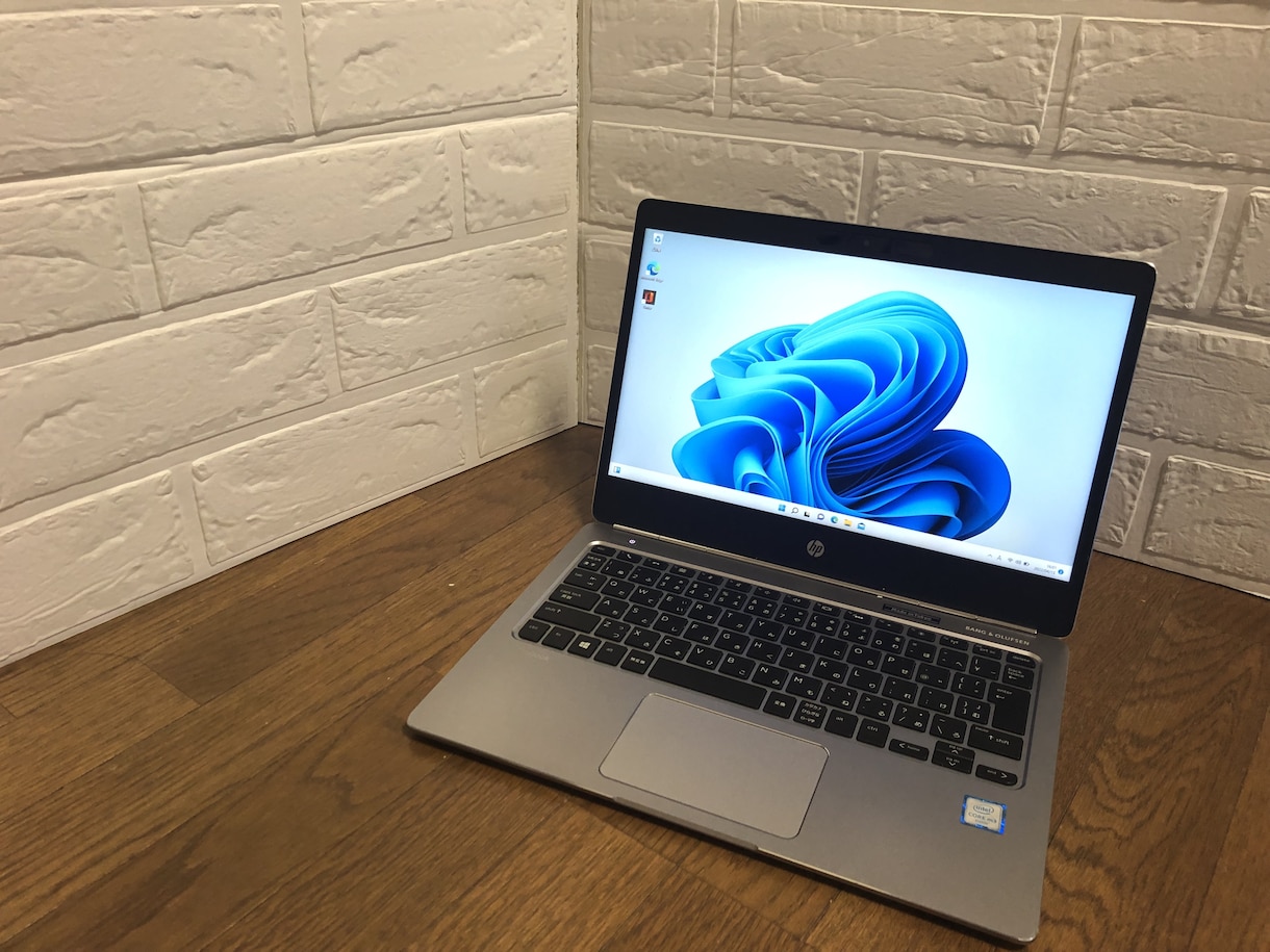 ノートパソコンの液晶パネルの交換をいたします ご自分で液晶交換が難しい方、ぜひご利用下さい。 イメージ2