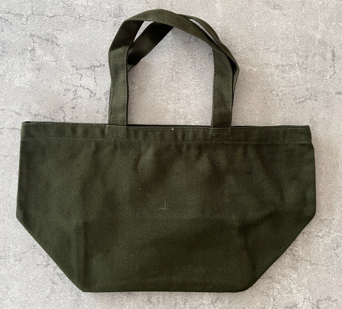 大切な思い出をそのまま刺繍でカタチにします 手描きのぬくもりをそのまま世界にひとつだけの特別なアイテムに イメージ5