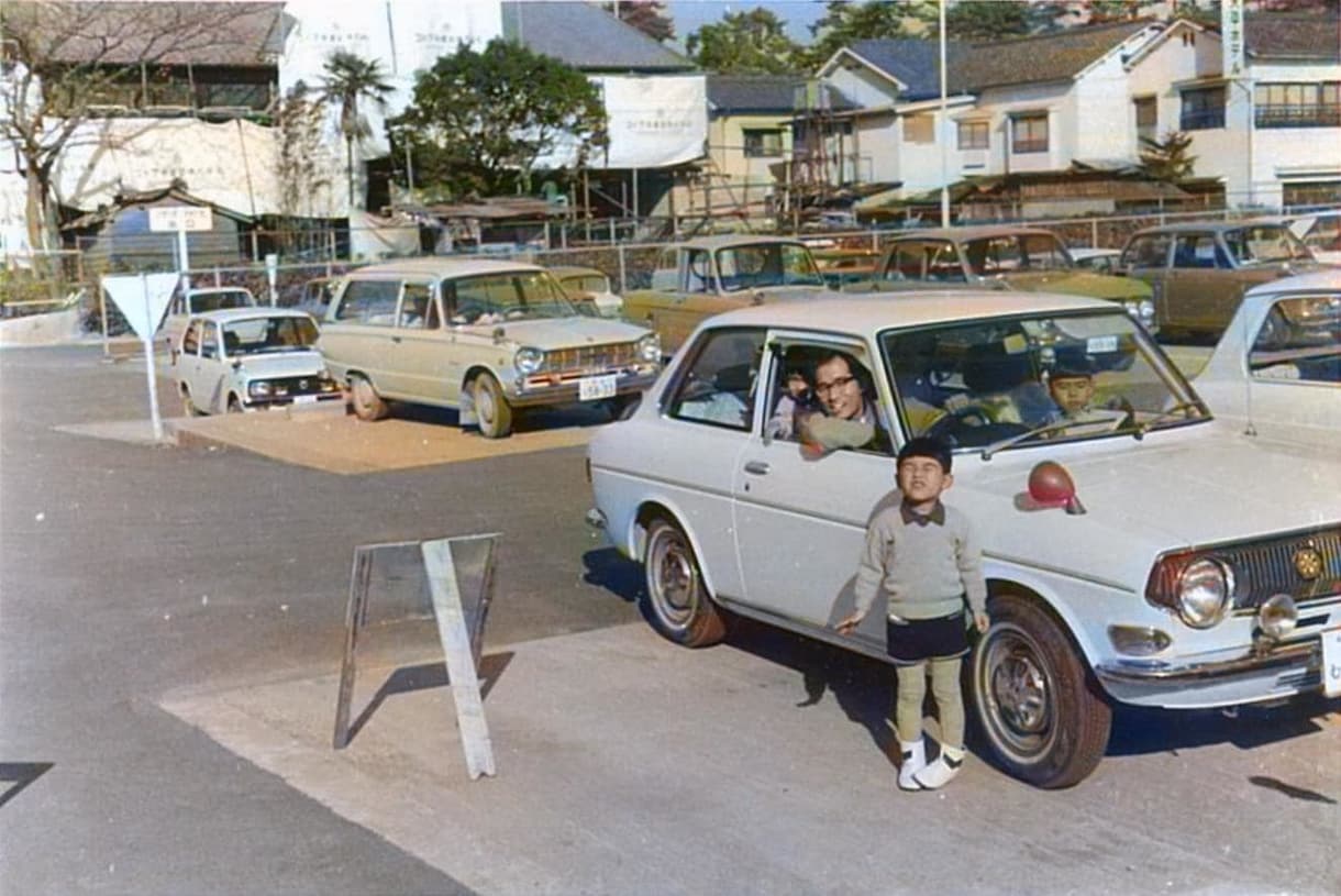 白黒写真をカラーに変換します 白黒（モノクロ）写真ありませんか？その思い出に色どりを。 イメージ3