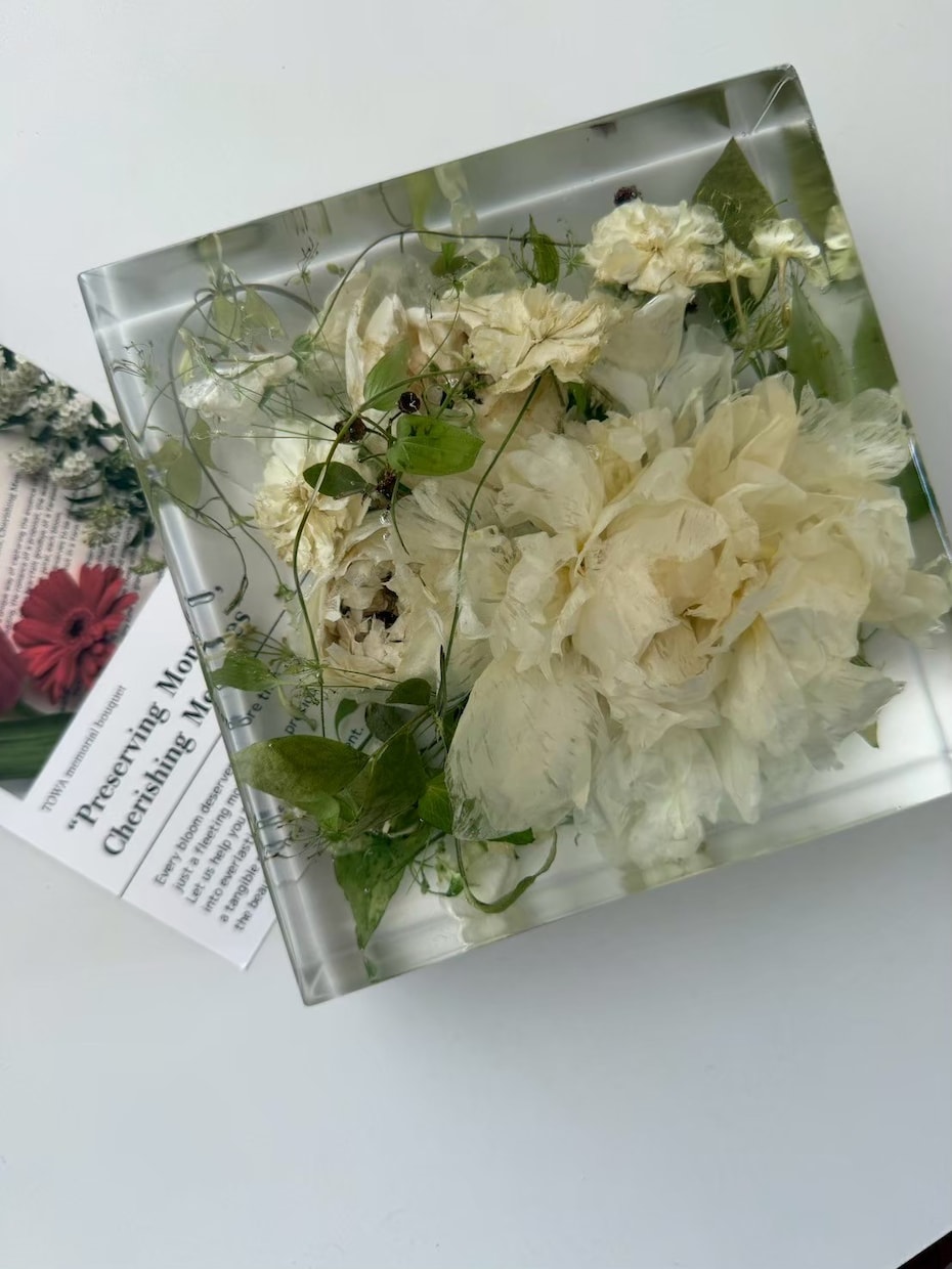 結婚式、特別な花束を綺麗なインテリアにして残します 特別な花束、ブーケを永遠に残るアフターブーケに加工します イメージ1