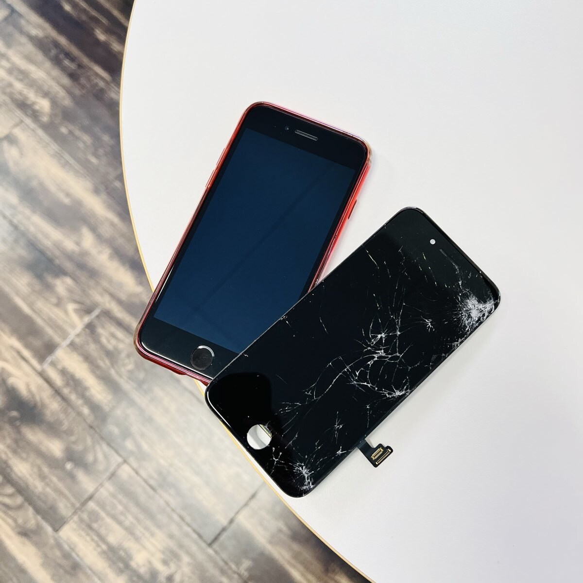 iPhone画面【最安7,000円～】修理致します 新品防水テープ＋ガラス保護フィルム代込み！ イメージ1