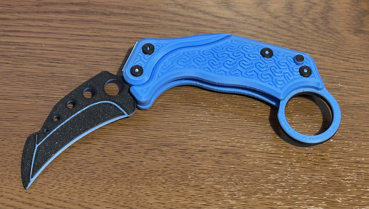 FDM形式のマルチカラー3Dプリント出力します 3Dデザインから可能！想像を形にするお手伝いさせて頂きます！ イメージ1