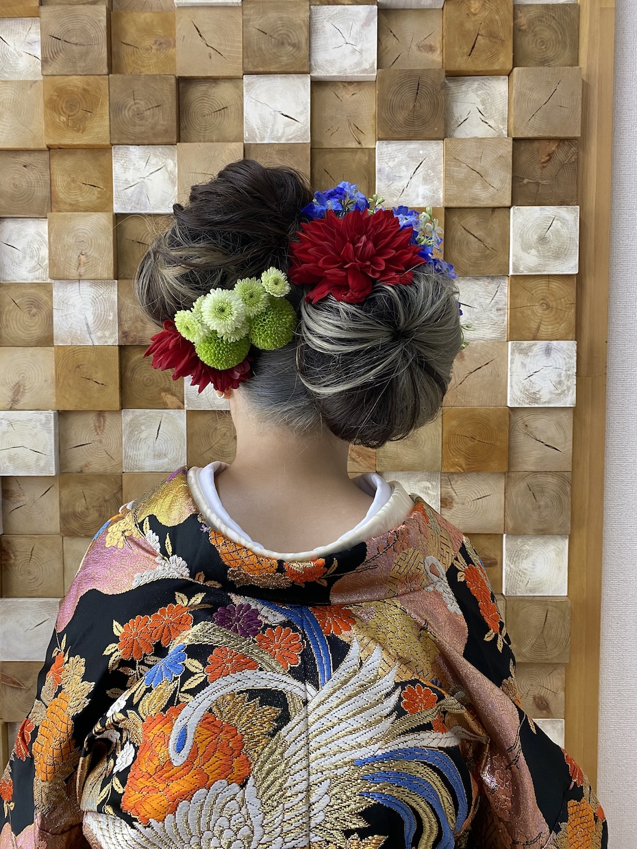 ヘアメイクの技術教えます ヘアメイクアーティストとして働ける、確実な技術を教えます イメージ4