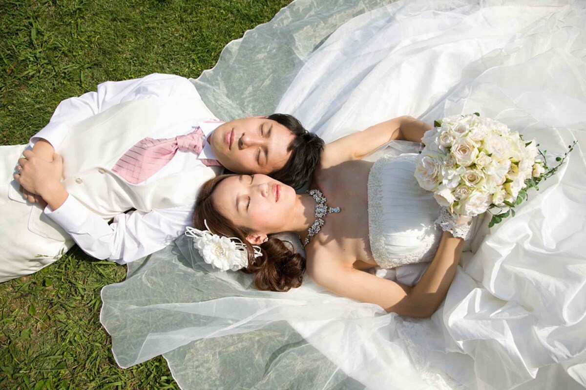 結婚式のスナップ撮影を承ります 撮影実績６００件のカメラマンが大切な一日を撮影いたします。 イメージ9